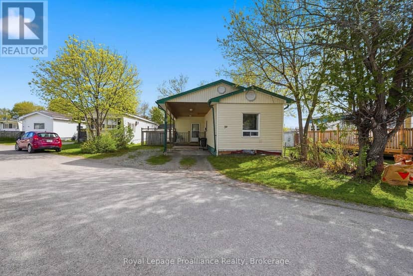 39 - 63 Whites Road, Quinte West, photo 2