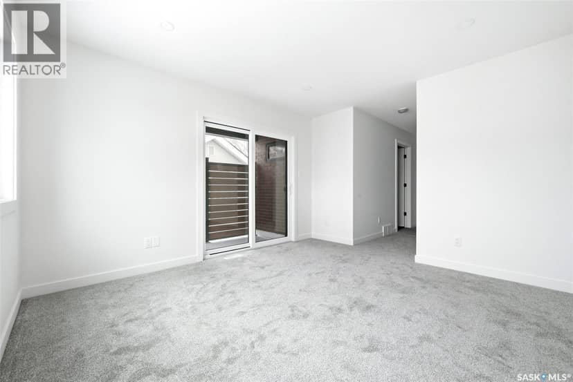 3023 Regina AVENUE — photo 28 of 40