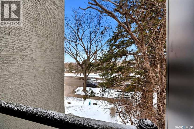 3023 Regina AVENUE — photo 36 of 40