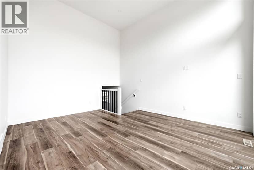 3919 Qu'appelle DRIVE — photo 13 of 40