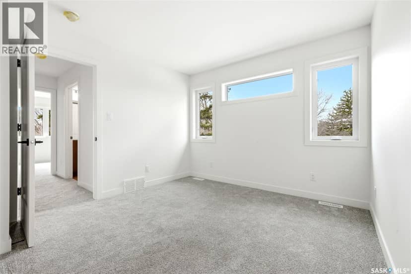 3919 Qu'appelle DRIVE — photo 21 of 40