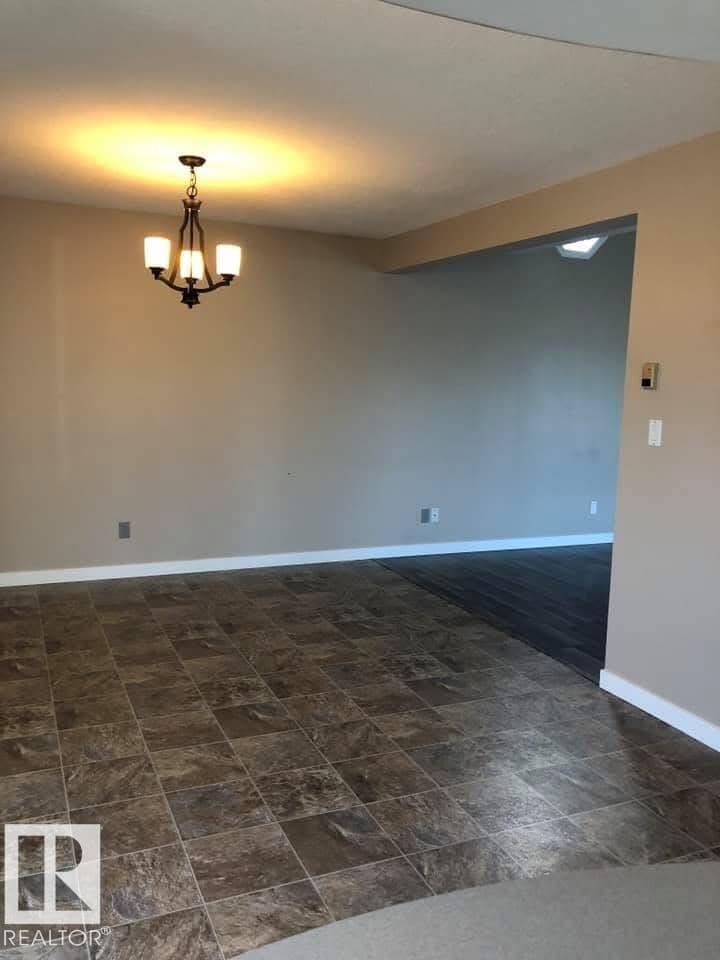 4805 47 ST — photo 19 of 22