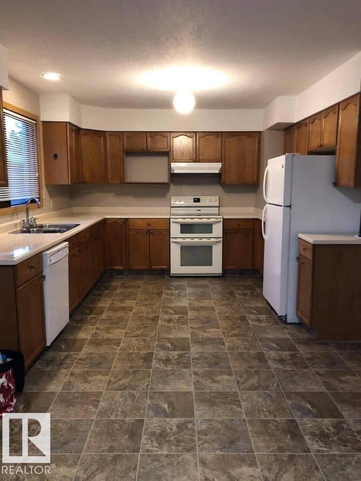 4805 47 ST, Drayton Valley, photo 6