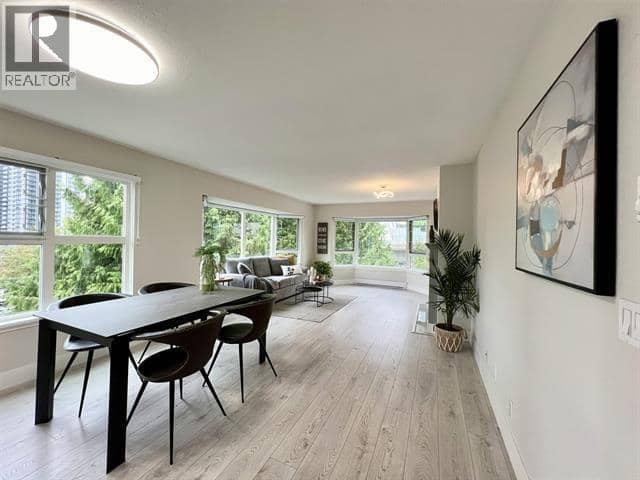 201 501 COCHRANE AVENUE, Coquitlam, photo 2