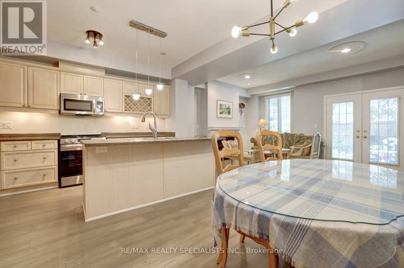 8 - 2401 Fifth Line W, Mississauga, photo 7