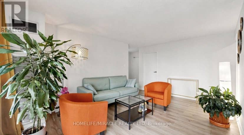 313 - 3590 Kaneff Crescent — photo 7 of 22