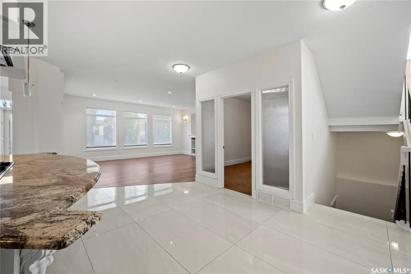 4622 Malcolm DRIVE — photo 17 of 40
