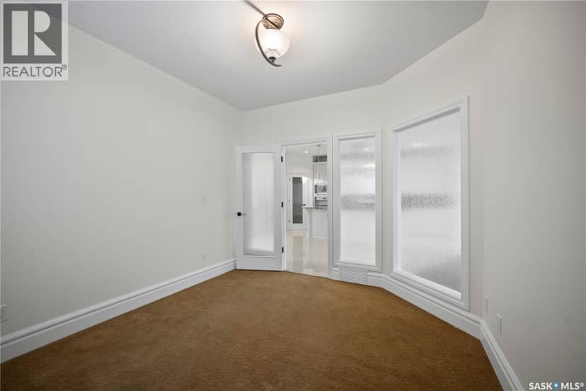 4622 Malcolm DRIVE — photo 27 of 40