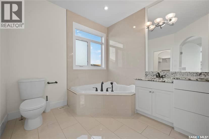 4622 Malcolm DRIVE — photo 35 of 40
