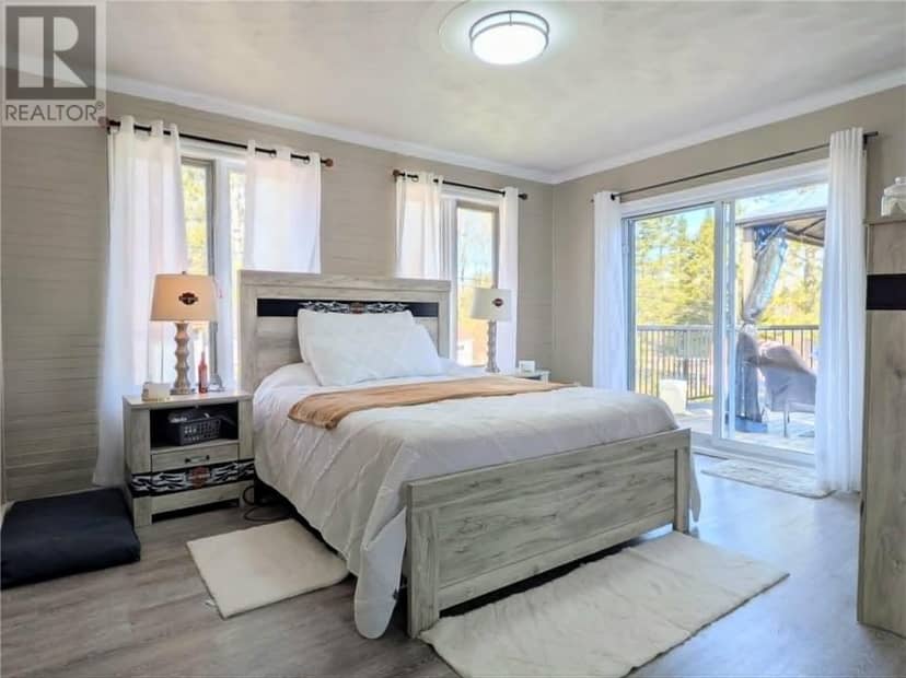 486 Bois Street — photo 11 of 38