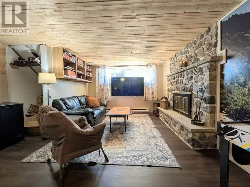 486 Bois Street — photo 20 of 38