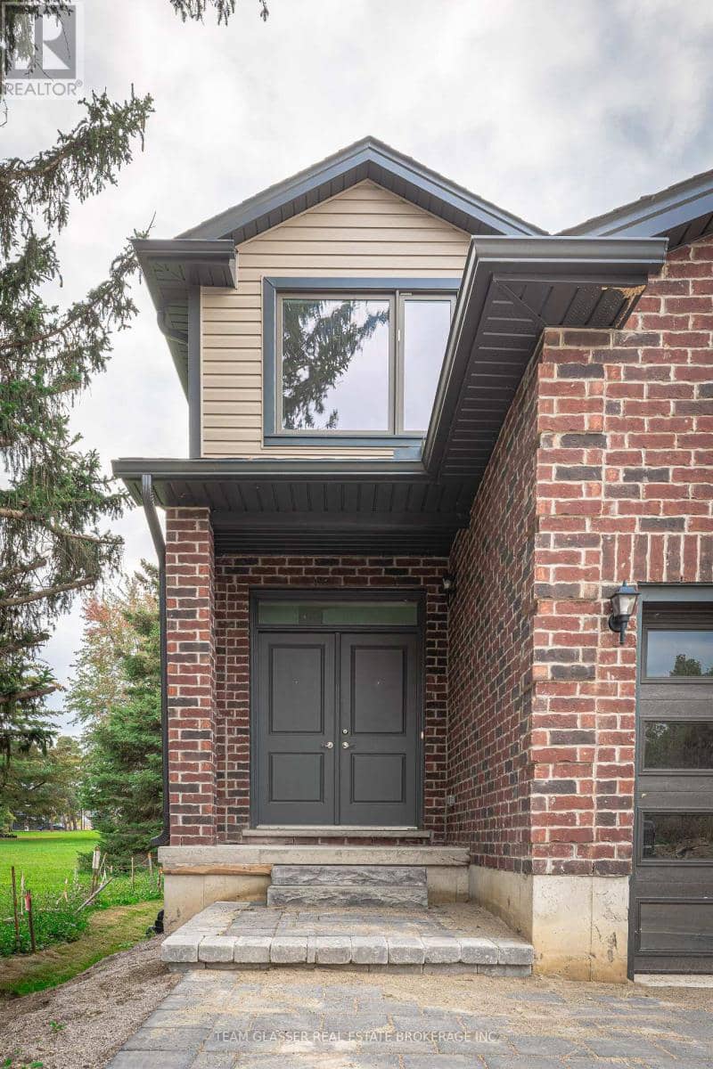 3465 Oriole Circle E — photo 2 of 26