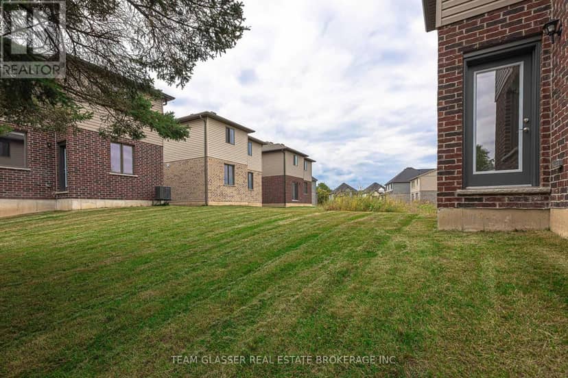 3465 Oriole Circle E — photo 5 of 26