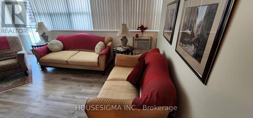 505 - 5949 Yonge Street — photo 14 of 18