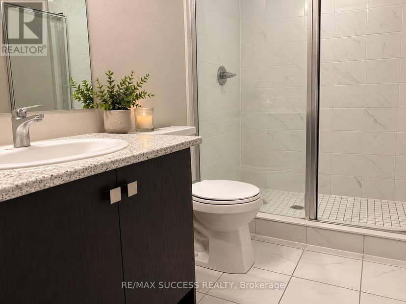 502 - 585 Colborne Street E — photo 18 of 21