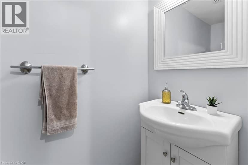 465 BEECHWOOD Place Unit# 12 — photo 9 of 40