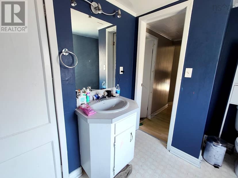 219 Rockdale Avenue — photo 19 of 26