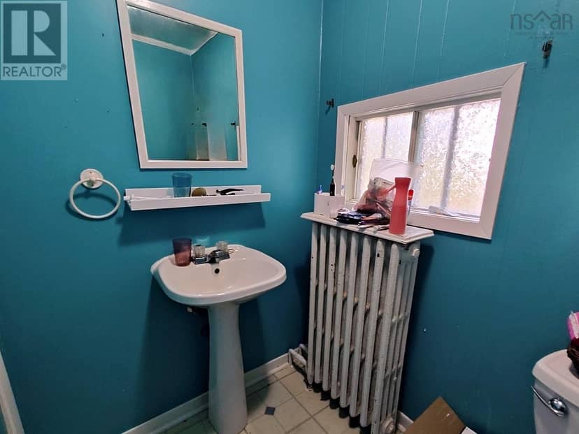 219 Rockdale Avenue — photo 10 of 26