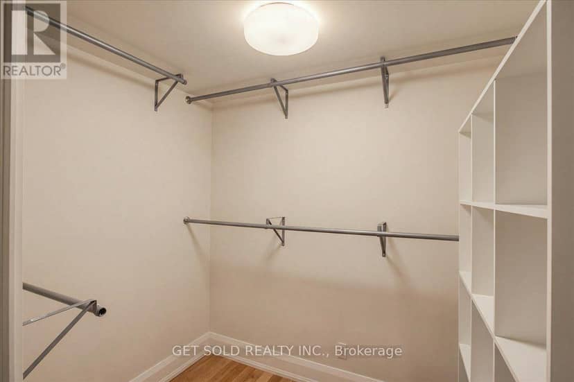 118 W Unit 2 - 2045 Muskoka Road — photo 34 of 40