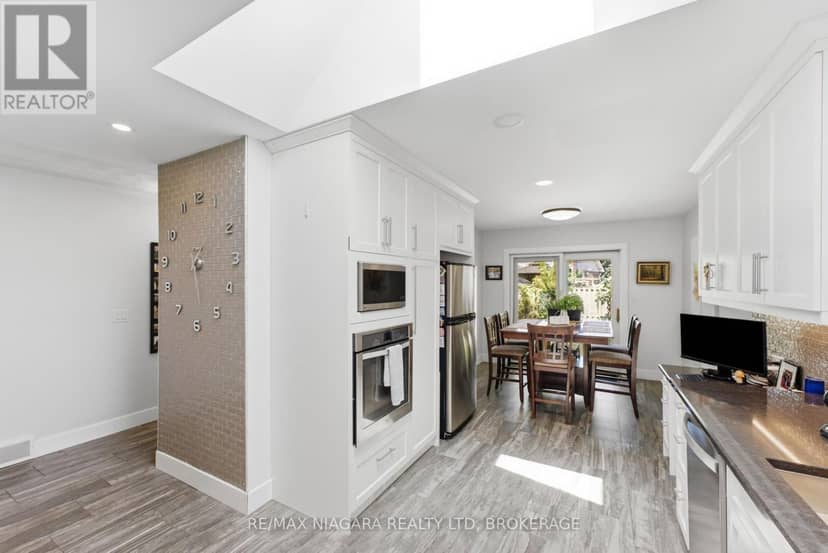 7435 Petrullo Court — photo 11 of 40