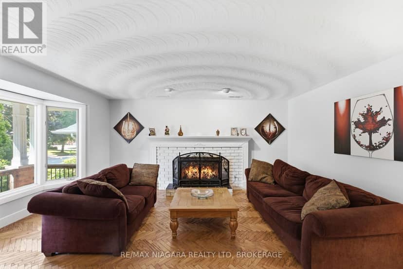 7435 Petrullo Court, Niagara Falls, photo 4