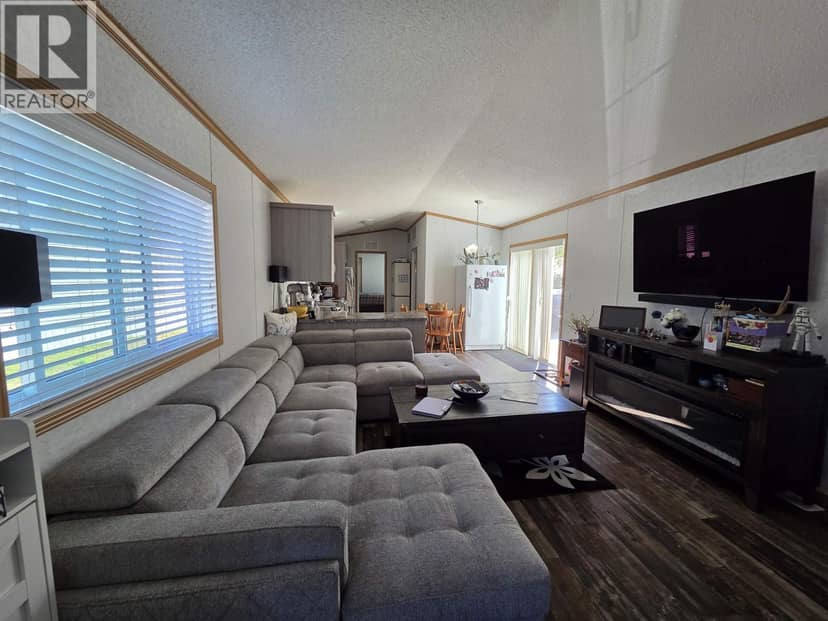 121 5204 ACKROYD STREET, Terrace, photo 2