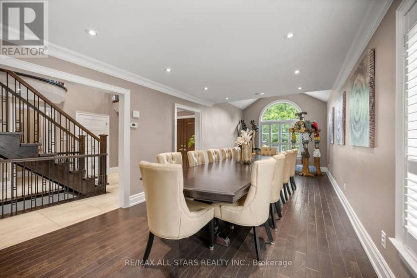 139 Rhodes Circle — photo 15 of 40