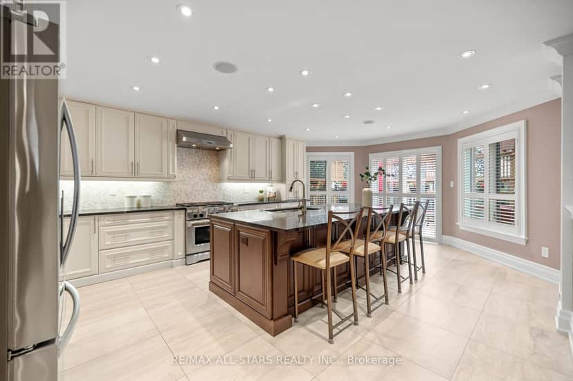 139 Rhodes Circle — photo 7 of 40