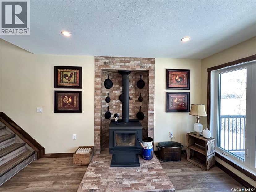 Larson Lake Ranch & Lakefront property — photo 19 of 40