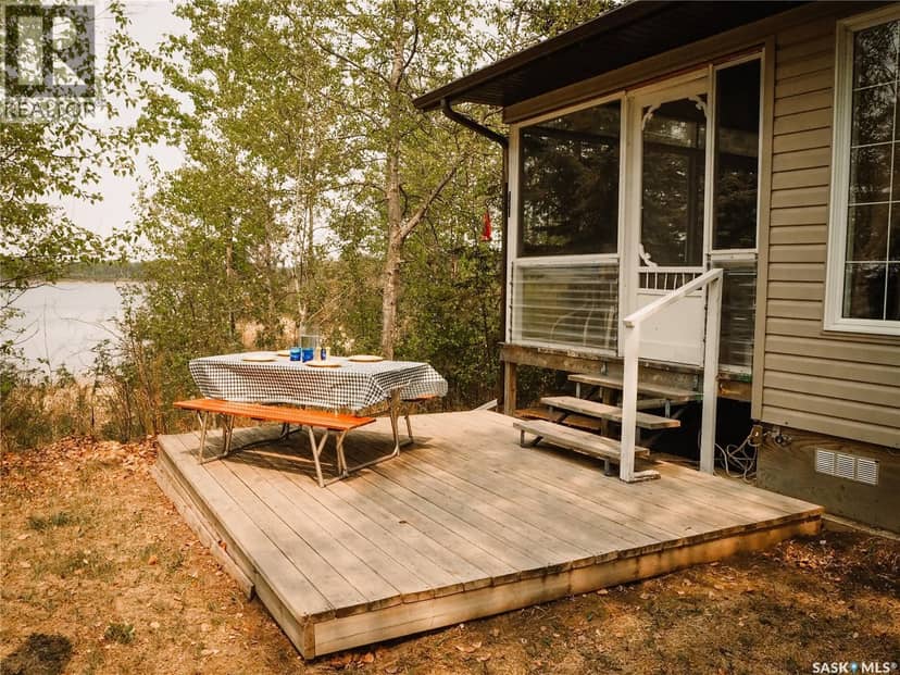 Larson Lake Waterfront Cabins + 3 Quarters of land — photo 12 of 40