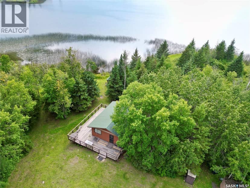 Larson Lake Waterfront Cabins + 3 Quarters of land — photo 20 of 40