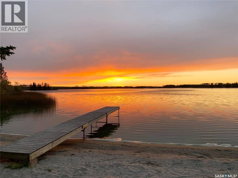 Larson Lake Waterfront Cabins + 3 Quarters of land — photo 29 of 40