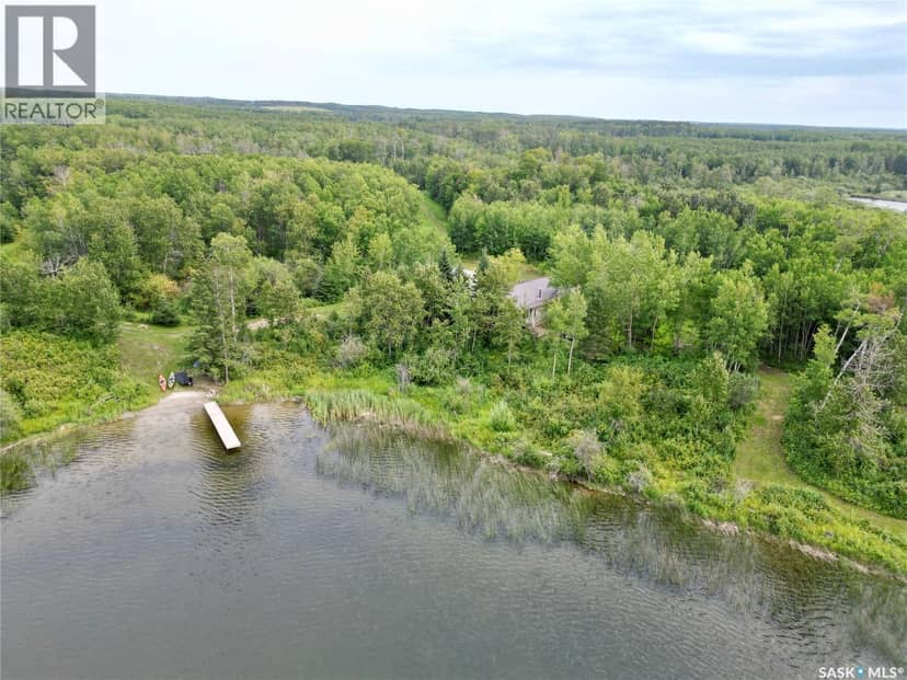 Larson Lake Waterfront Cabins + 3 Quarters of land, Spiritwood Rm No. 496, photo 3