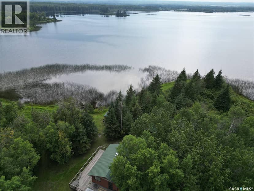 Larson Lake Waterfront Cabins + 3 Quarters of land — photo 39 of 40