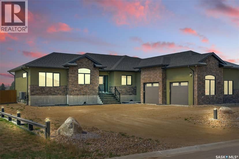 503 8th AVENUE E, Watrous, photo 2
