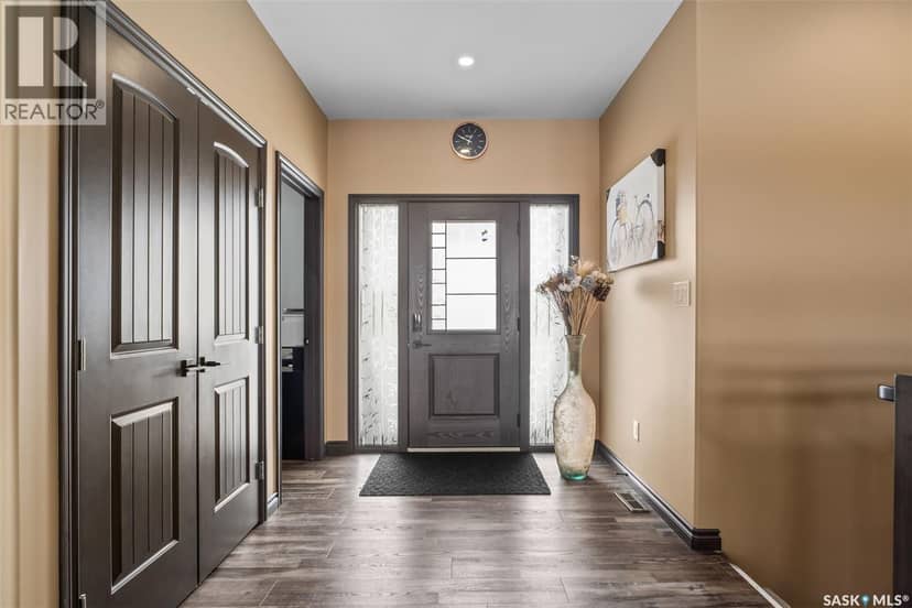503 8th AVENUE E, Watrous, photo 3
