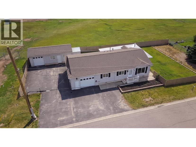 8516 98 AVENUE, Fort St. John