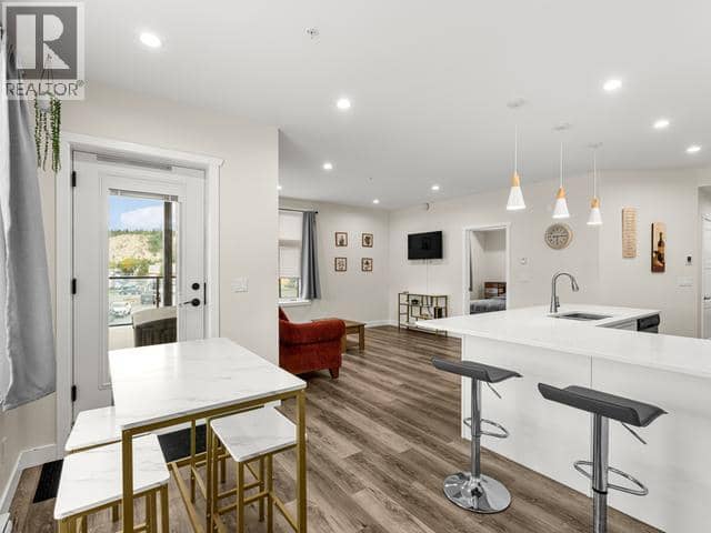 204-2240 2nd Avenue — photo 20 of 26
