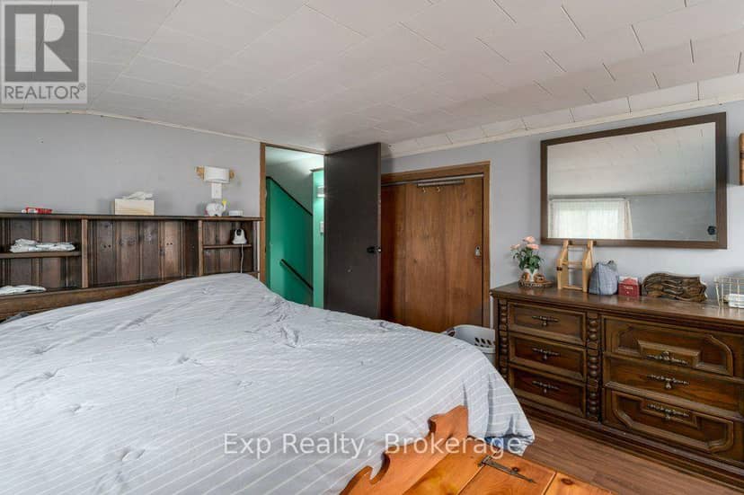 525 Cannifton Road N — photo 18 of 40