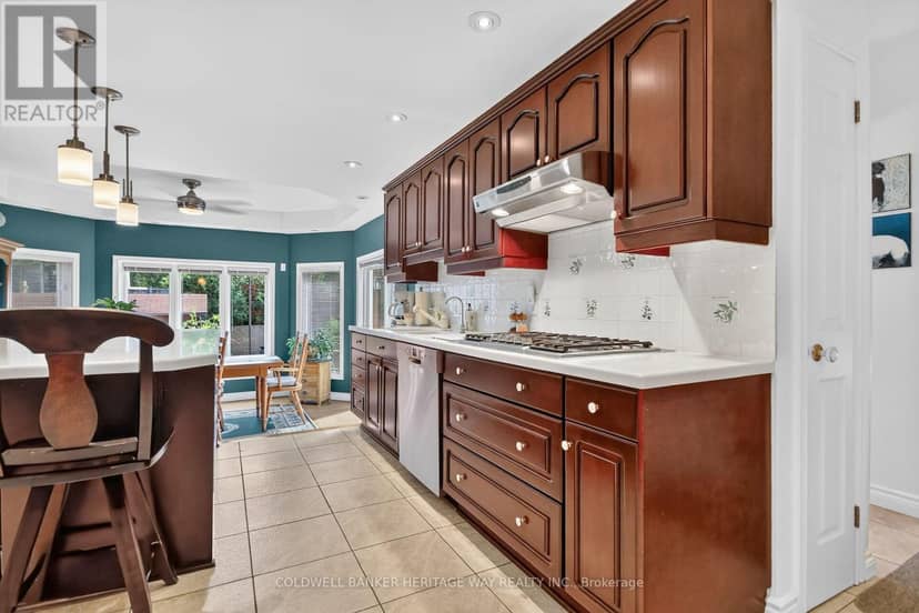 14 Butterfield Road — photo 8 of 40