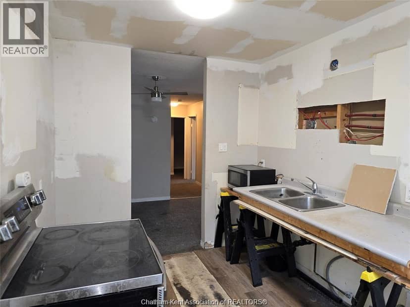 12 Montgomery DRIVE Unit# A207 — photo 36 of 40