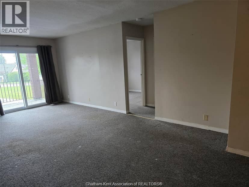 12 Montgomery DRIVE Unit# A207 — photo 21 of 40