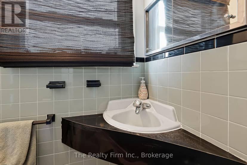 652 Miller Street — photo 25 of 38