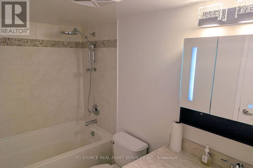 202 - 73 King William Crescent — photo 14 of 19