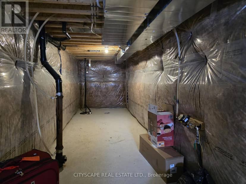 351 Ridley Crescent — photo 36 of 39