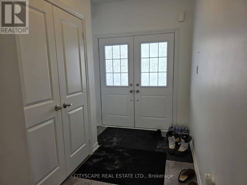 351 Ridley Crescent — photo 5 of 39