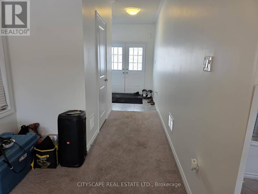 351 Ridley Crescent — photo 6 of 39
