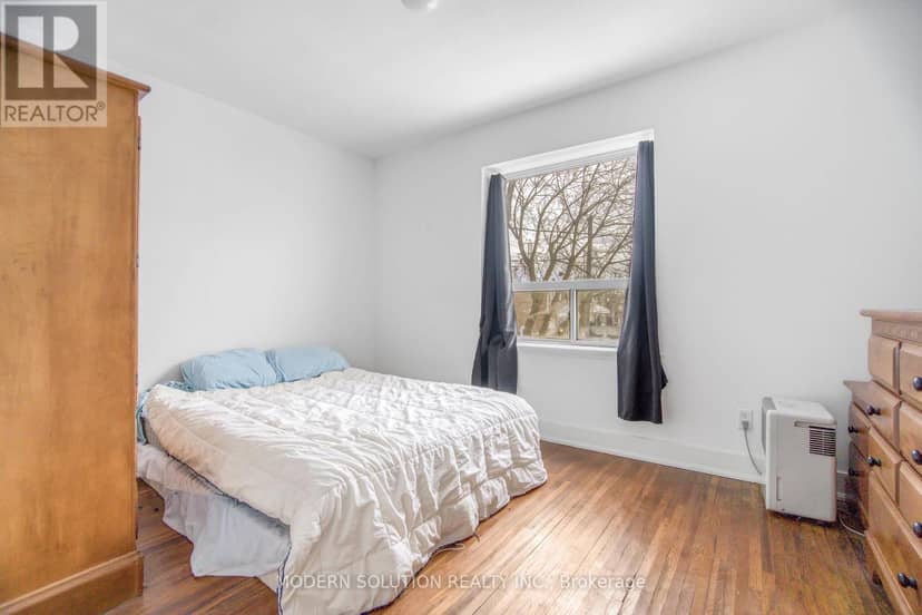 2 Rockwell Avenue — photo 20 of 27