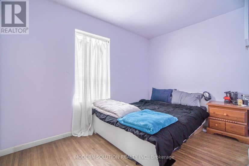 2 Rockwell Avenue — photo 23 of 27