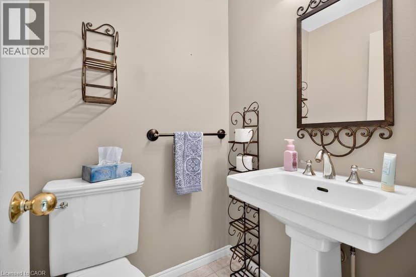 2136 OLD LAKESHORE Road Unit# 8 — photo 14 of 40